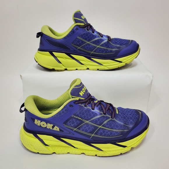 hoka one one clifton 2